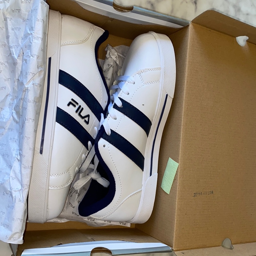 Mens FILA Tennis Shoes